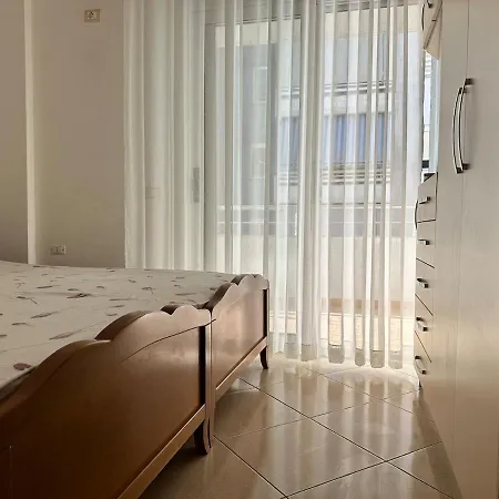 New Sea View Lungomare Apartment Polisi i Vogel